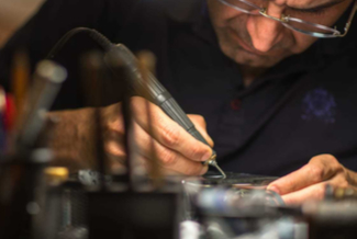Calligrapher Amir Golshani